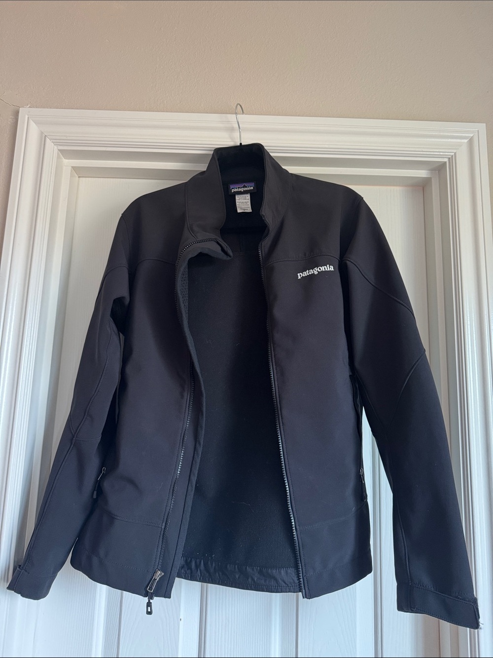 Patagonia Women's Black Softshell Jacket